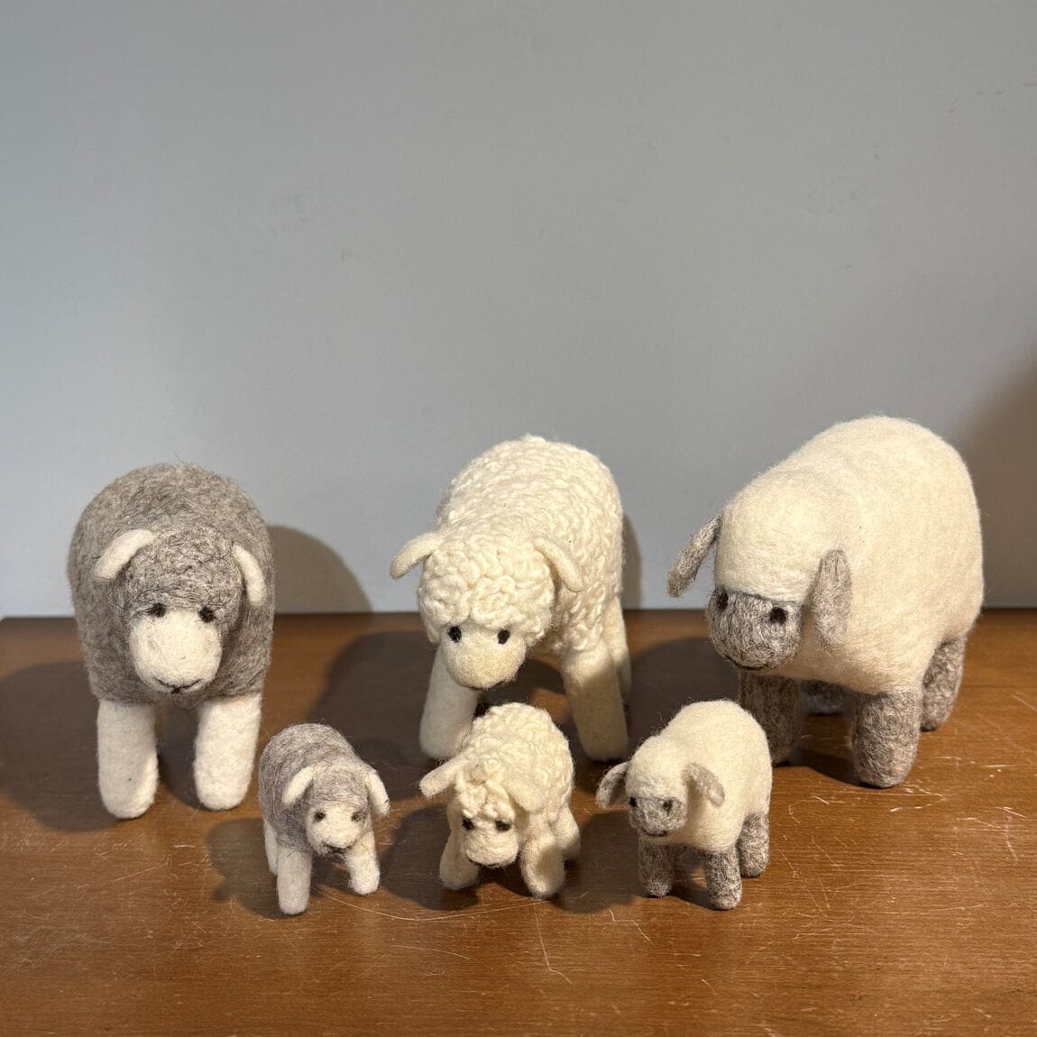 青山】ウールフェルトの動物が入荷しました｜無印良品 Found
